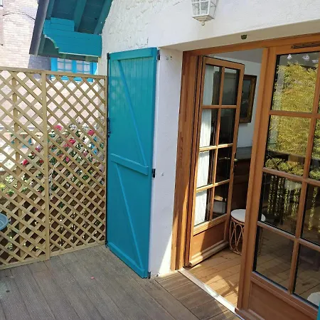 Holiday home Petite Maison Proche De La *