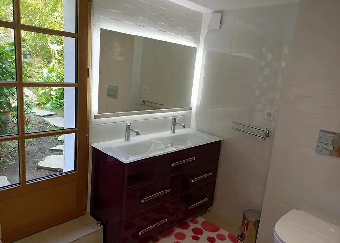 Petite Maison Proche De La בית נופש *